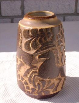 Vase Michael Andersen Design Marianne Starck Bornholm Keramik Studiokeramik Pferde braun 39,- - Flensburg