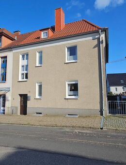 Gepflegtes Mehrfamilienhaus mit zwei Wohneinheiten und Ausbaureserve im Herzen von Sassnitz - Sassnitz