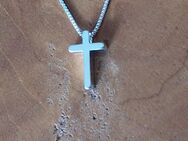 Filigrane Halskette, Silberkette mit einem Kreuz Anhänger - Koblenz