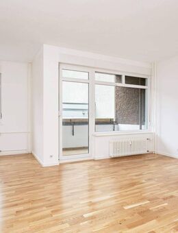 Bezugsfreie 2-Zimmerwohnung mit Balkon in Wilmersdorfer Top Lage - unweit vom Volkspark Wilmersdorf - Berlin
