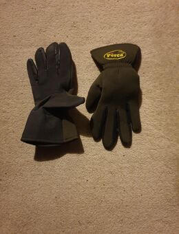 Wir geben Neopren Handschuhe ab - Erfurt