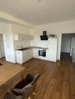 2-Zimmer-Penthouse-Wohnung mit traumhaftem Blick und EBK - Bad Mergentheim