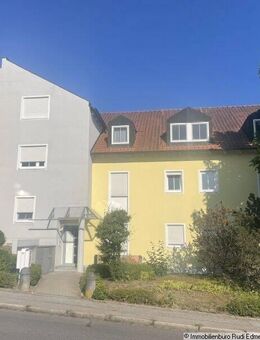 Schöne helle 2 Zimmer Wohnung mit Balkon - Deggendorf