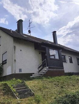Großes, sanierungsbedürftiges EFH Einliegerwohnung auf großem Grundstück mit traumhaften Weitblick - Neunkirchen (Brand)