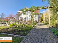 Freistehendes Einfamilienhaus mit großem Garten - Müllheim