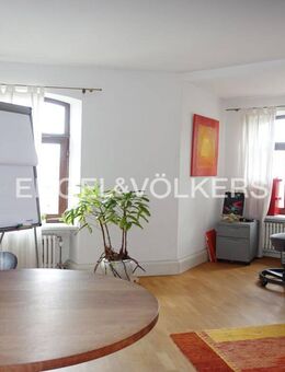 Sahnestückchen im Denkmalobjekt . Drei-Raum-Wohnung mit Küche, nutzen oder vermieten - Tübingen