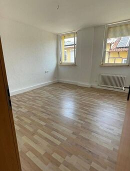 Schöne große 3,5 Zimmer-Wohnung - Erdmannhausen