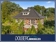 Repräsentative Villa mit Vollkeller in beliebter Lage von Alt-Rahlstedt - Hamburg