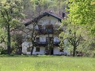 Chiemseenähe: bäuerliches Anwesen mit 5 komfortablen Wohnungen - Prien (Chiemsee)