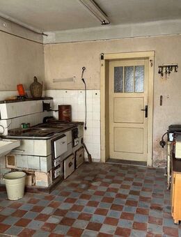 Zu sanierendes Landhaus mit großem Garten und Grundstück ( Kleiner Dreiseitenhof ) - Schwepnitz