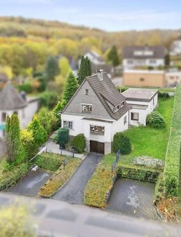 Zentral in Wiehl - Ihr Familien(t)raum mit Nebengebäude - Wiehl