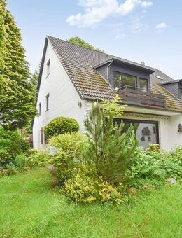 Großzügige, helle Doppelhaushälfte mit Sonnenterrasse und Garten in ruhiger Lage von Ahrensburg! - Ahrensburg