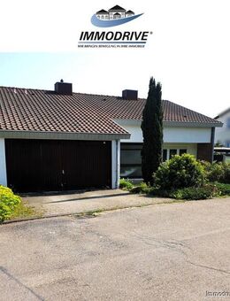 Großes Einfamilienhaus mit schöner Südhanglage in Laichingen! - Laichingen