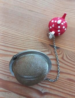 Tee Ei mit Teekannemanhänger - Dortmund Aplerbeck