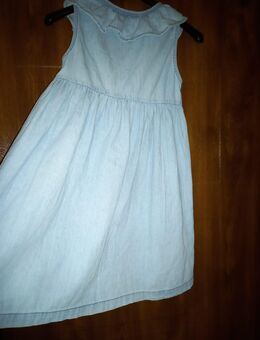 Next Jeans Kleid Gr.122/6-7J. Volant blau Baumwolle 100 %, Kinderkleid - Bad Neustadt (Saale)