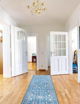 ++ Ein Zuhause mit Charakter: Helle Etagenwohnung mit Erker in Leipzig-Schönefeld ++ - Leipzig