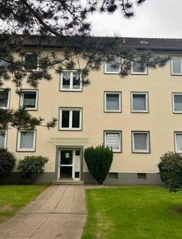 Velbert: Renovierte 3-Zimmer-Whg. mit Balkon - Velbert