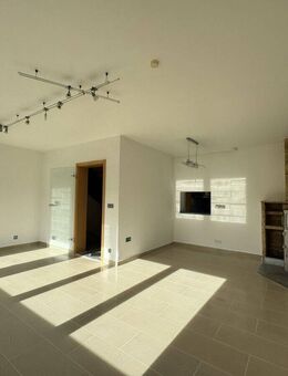 Äußerst gepflegte Doppelhaushälfte mit Garten - Ihr Zuhause - sofort einziehen und wohlfühlen - Erlangen