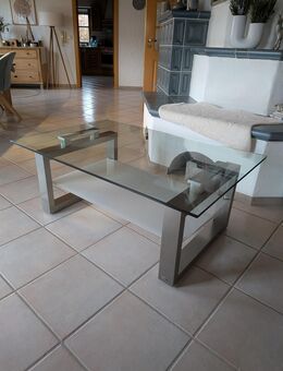 Wohnzimmertisch aus Glas in Aluoptik - Osterhofen