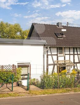 Fachwerkhaus mit Scheune, großer Garage und viel Potenzial - Ihr Wohnprojekt mit Charme. - Eitorf