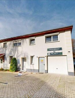 PROVISIONSFREI: Schkopau - Miethaus + saniertes Wohnhaus auf großem Grundstück - Schkopau