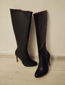 Michael Kors StiefelGrüße 39, Farbe schwarz, innen rot - Nürnberg