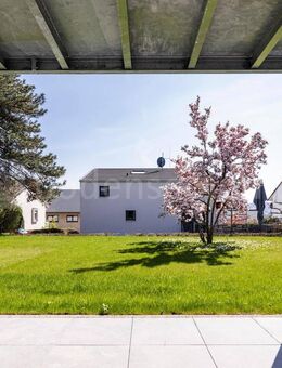 Neubau zum Erstbezug mit eigenem Garten in bevorzugter und ruhiger Lage - Energieeffizienzklasse A+ - Radolfzell (Bodensee)