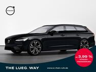 Volvo V90, T8 Ultimate Dark Recharge Plug-In Hybrid AWD, Jahr 2023 - Mülheim (Ruhr)