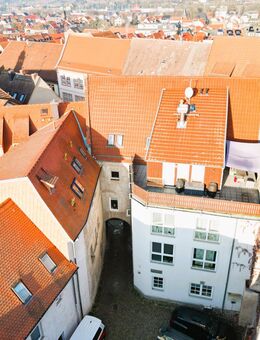 Altersgerechte 2- Raumwohnung in Sangerhausen- Kornmarkt mit wunderschöner Dachterasse - Sangerhausen