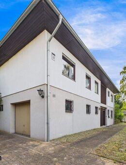 Einfamilienhaus mit Garage und großem Grundstück! - Völklingen