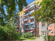 Große 3-Zimmerwohnung mit Balkon, Küche und Bad mit Fenster! - Dresden