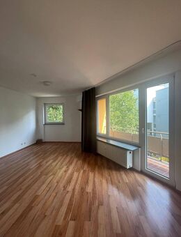 Kaiserslautern-City- Studentenapartment in zentraler Lage - Miniküche und Balkon - Kaiserslautern