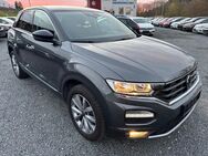 VW T-Roc, 2.0 TDI Style PDCvo hi Android-Auto Ambiente Licht und Sichtpaket, Jahr 2021 - Boxberg (Baden-Württemberg)