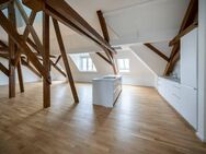Einzigartiges Loft-Juwel, in Erstbezug, ökologisches KfW Neubau-Denkmal-Objekt, Traumlage, bis 6 Meter hohe Decken, Einbauküche - Villingen-Schwenningen