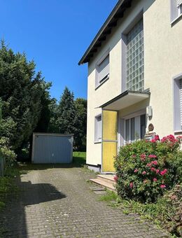 2 Familienhaus mit Garage !! - Bad Driburg