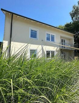 Zweifamilienhaus mit großem Grundstück - Neuötting