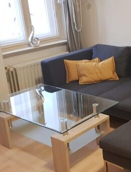 Couch Glastisch - Berlin