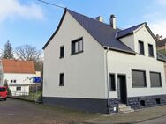 TOP-Wohnhaus - ERSTBEZUG - mit Balkon, Terrasse, Garten, Garage !!! - Neunkirchen (Saarland)