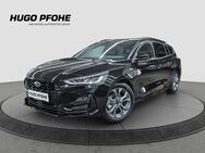 Ford Focus, 1.0 ST-Line X EcoBoost Hyb 114kW Tur, Jahr 2022 - Hamburg