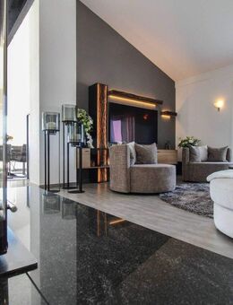 Penthouse-Traum mit moderner Ausstattung und Panoramaausblick - Villingen-Schwenningen