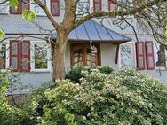 Charmantes großzügiges Fachwerkhaus, ein romantischer Garten und ein Hexenhaus, provisionsfrei - Biebergemünd