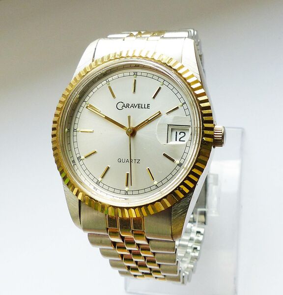 Schöne Caravelle ( Bulova ) Bicolor Calendar Herren Vintage Armbanduhr in Top Zustand - Kamp-Lintfort Zentrum