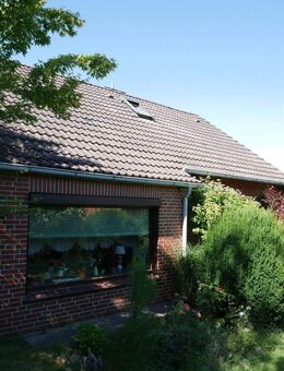 Gemütliches Einfamilienhaus auf sichtgeschütztem Grundstück in Heide - Heide