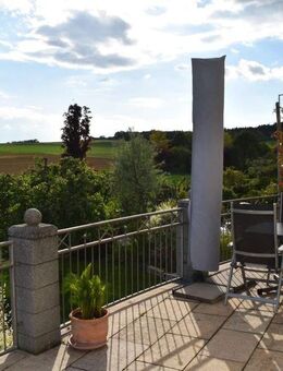 Sehr großzügige Doppelhaushälfte mit freier Sicht ins Grüne in Unterstall! - Bergheim (Bayern)