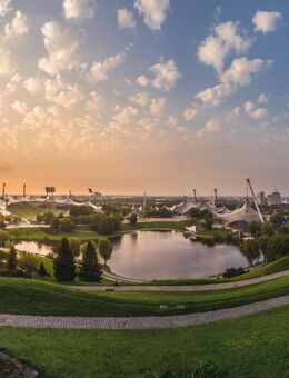 Kapitalanlage: Optimal geschnittene 3-Zi.-Whg. mit zwei Balkonen und Stellplatz am OEZ - München