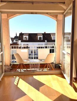 Helle 2-Zimmer-Dachgeschosswohnung mit Einbauküche und ruhigem Südbalkon - Gernsheim (Schöfferstadt)