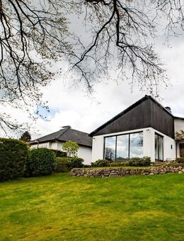 Bungalow auf traumhaften Hanggrundstück im Herzen von Sottorf dem schönsten Dorf im Rosengarten - Rosengarten (Niedersachsen)