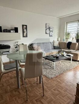 CHARMANTER WOHNTRAUM IN TOPLAGE MIT KELLERRAUM - Gundelsheim (Baden-Württemberg)