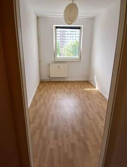 Neugründung WG - 3 Zimmer - Weißdornstr. 26 Leipzig - Leipzig
