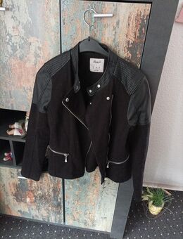 Sehr moderne Jacke - Lünen